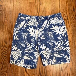 Island Shores Linen Blend Tropical Leaf Print Shorts Size 36 Blue White Aloha